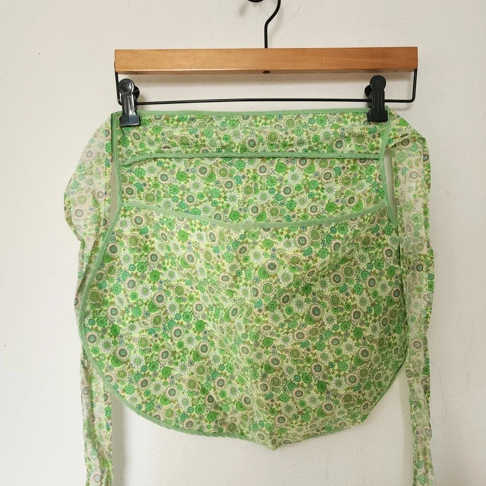 Vintage 60s 70s Green Psychadellic Floral Apron Handmade